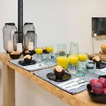Architect S Designer Studio Near To Eiffel Tower