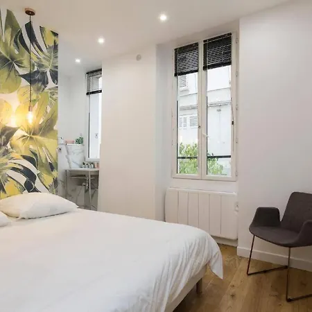 Apartment Architect S Designer Studio Near To Eiffel Tower